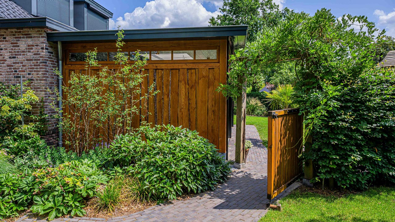 tuinkamer-hout-daklicht-screens-lunteren-01